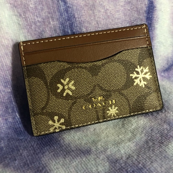 Coach Card Holder Snowflake - Picture 9 of 16